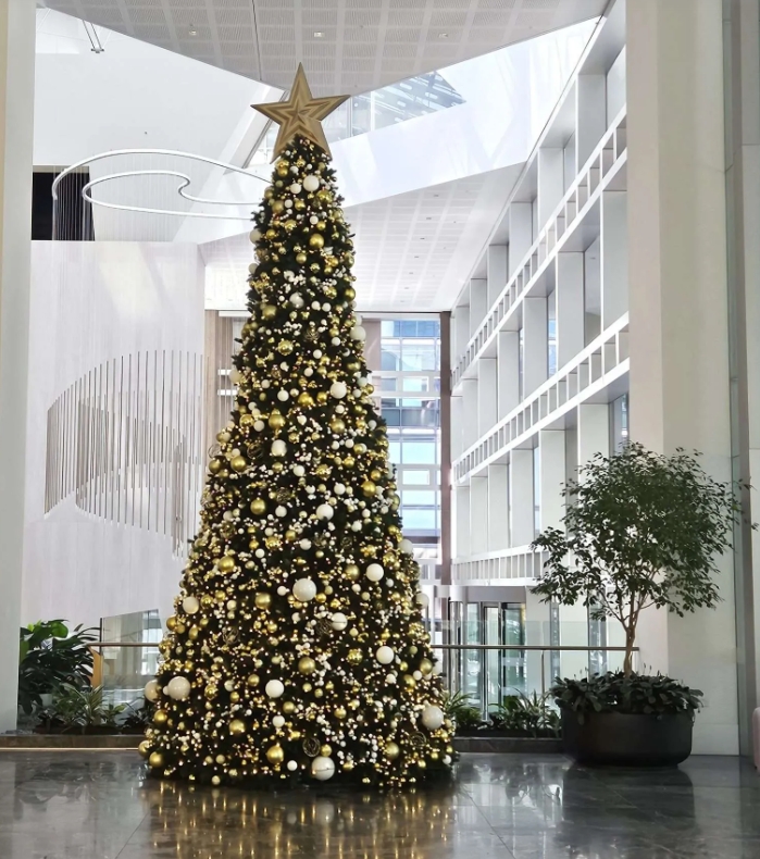 ต้นคริสต์มาสเช่า (41)